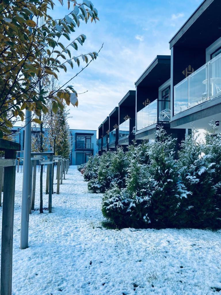 & - Calodniowe Animacje I Podgrzewany Basen W Cenie Holiday park Pobierowo